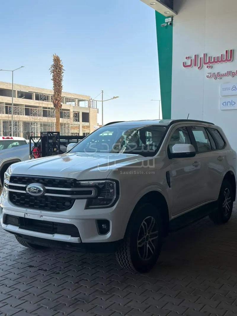 2025 فورد ايفرست