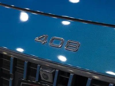 2025 بيجو 408