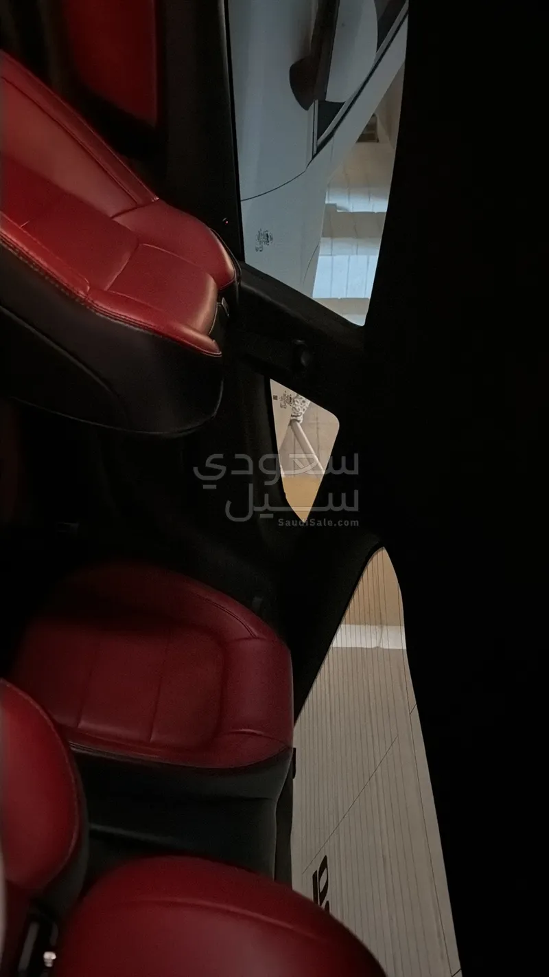 2017 فورد موستانغ جي تي بريميوم