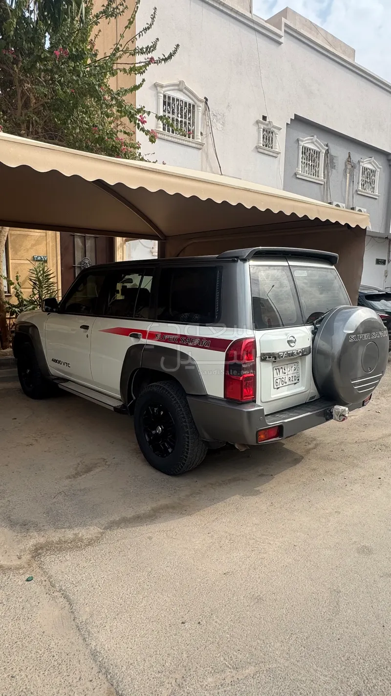 2020 نيسان باترول سوبر سفاري