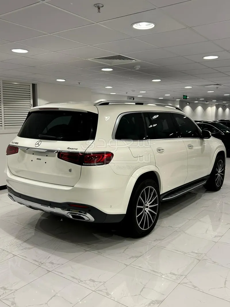 2023 مرسيدس - بنز جي إل إس 450