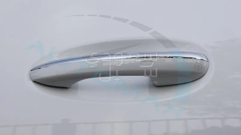 2026 مرسيدس - بنز جي إل سي 200 اي ام جي