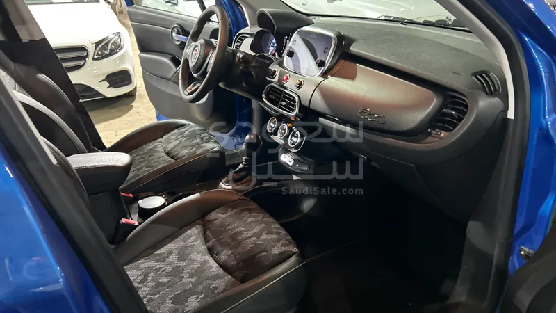 2022 فيات 500 اي لابريما
