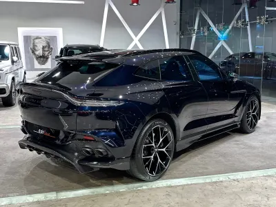 2025 استون مارتن دي بي اكس 707
