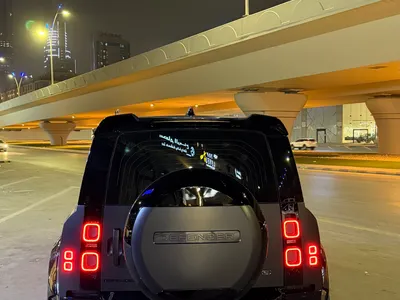 2025 لاند روفر ديفيندر اكس 110