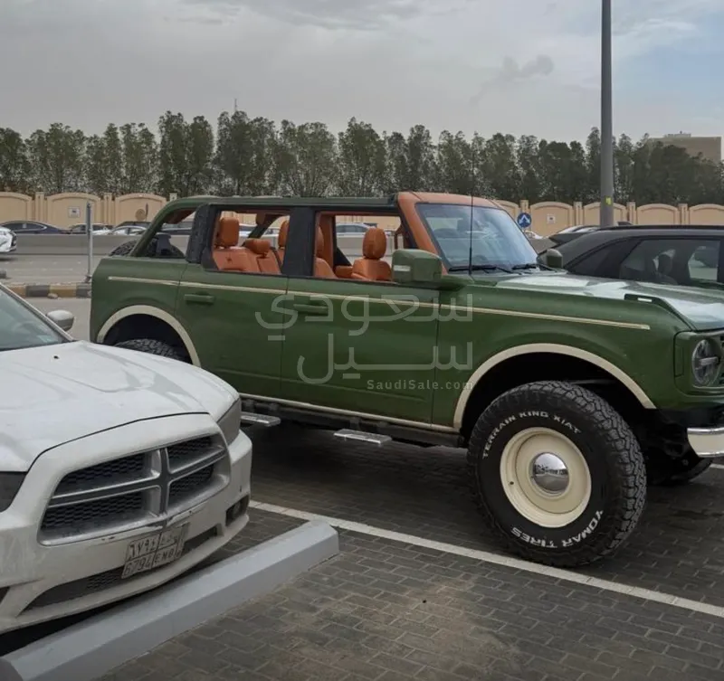2021 فورد برونكو وايلد تراك