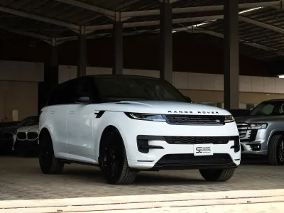 2025 لاند روفر رينج روفر سبورت اتش اس اي