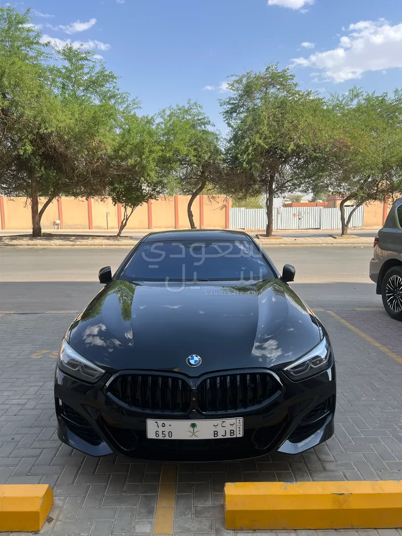 2020 بي ام دبليو الفئة الثامنة إم 850 أي