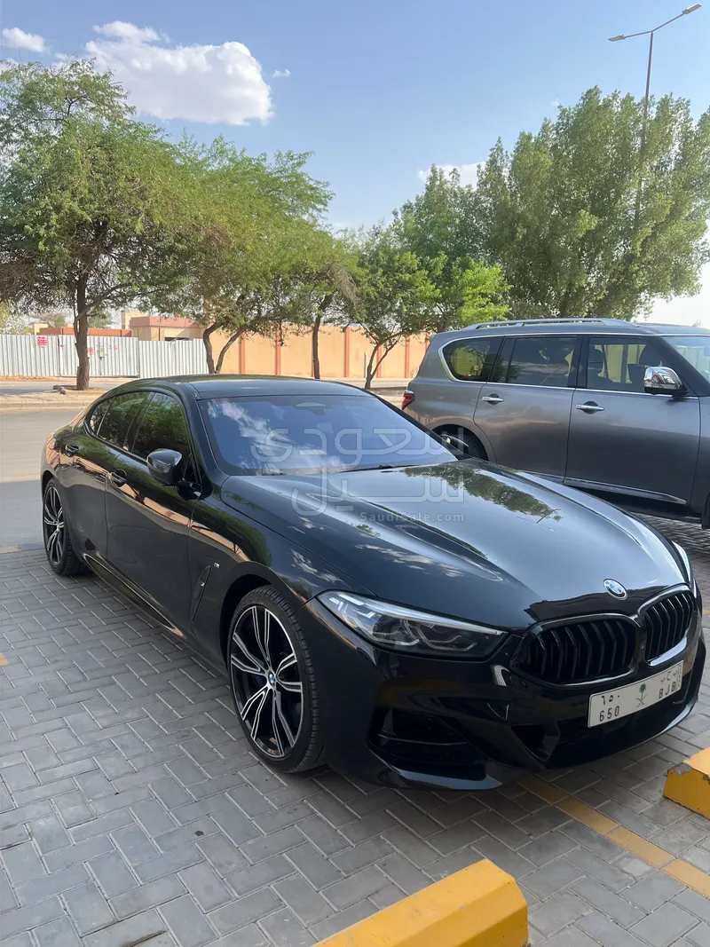 2020 بي ام دبليو الفئة الثامنة إم 850 أي