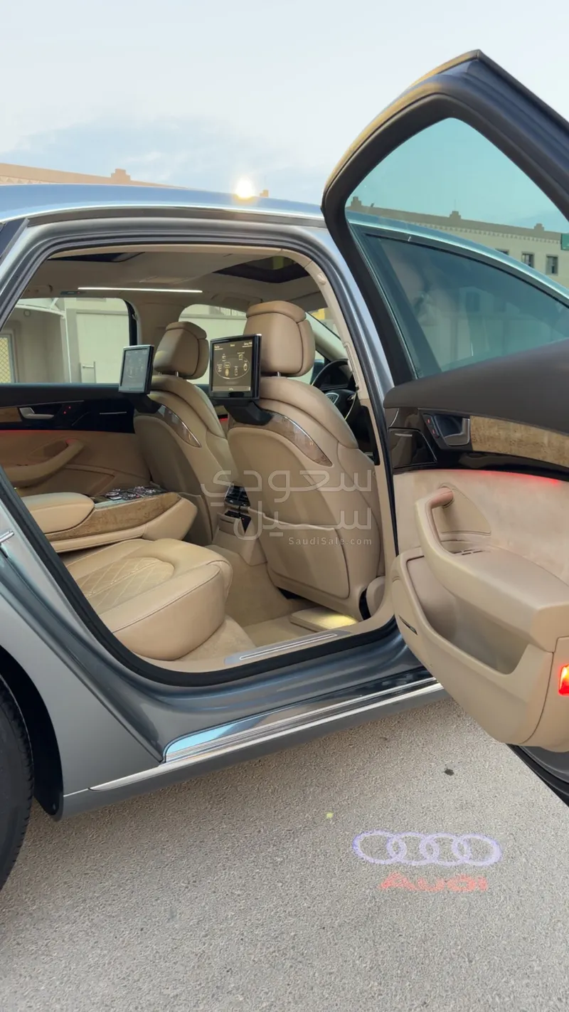 2013 اودي اي 8
