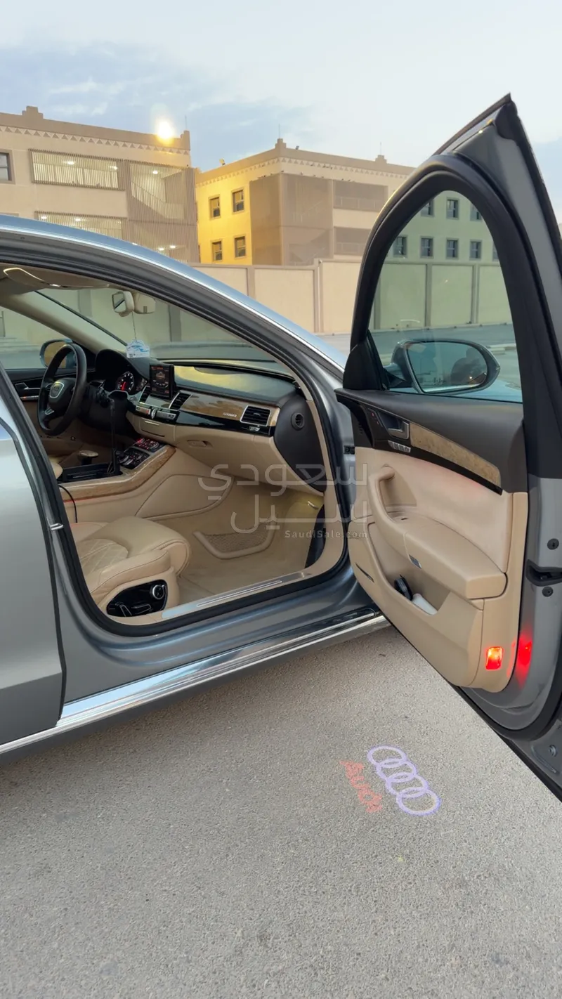 2013 اودي اي 8