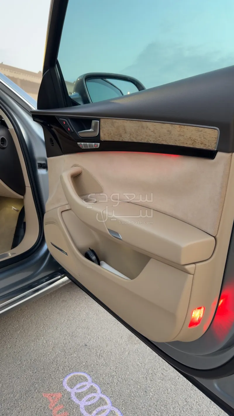 2013 اودي اي 8
