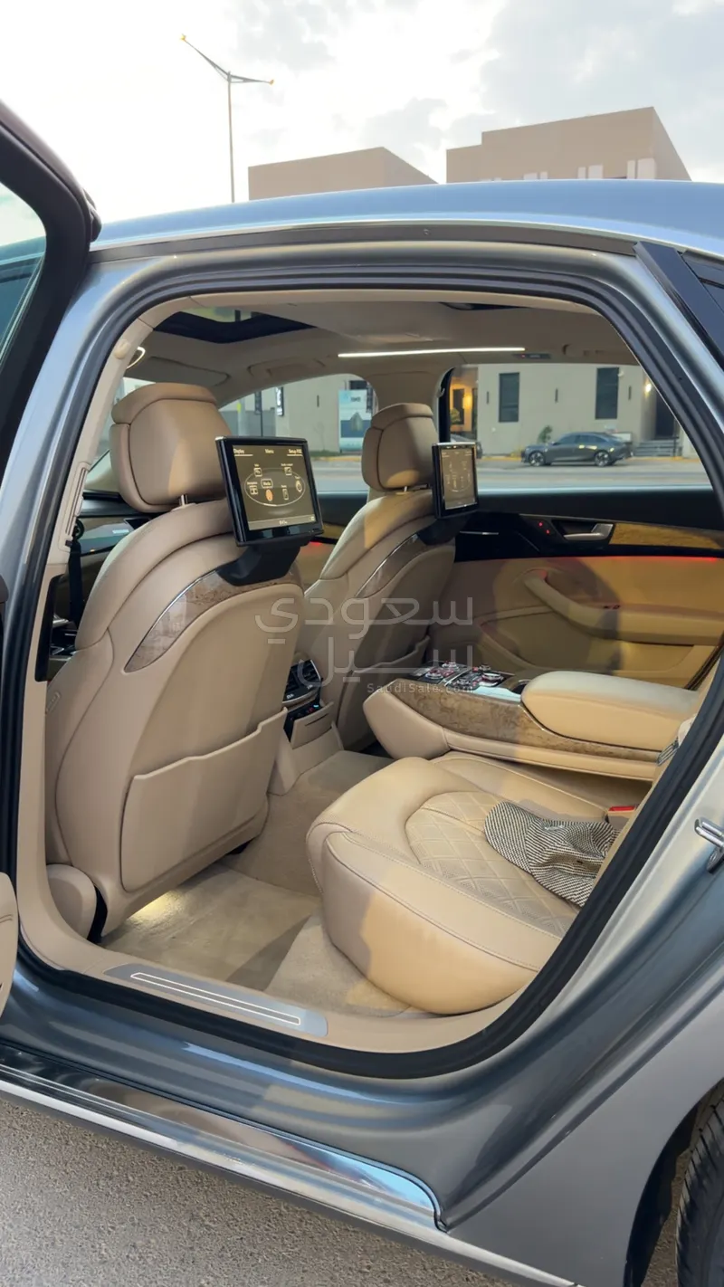 2013 اودي اي 8