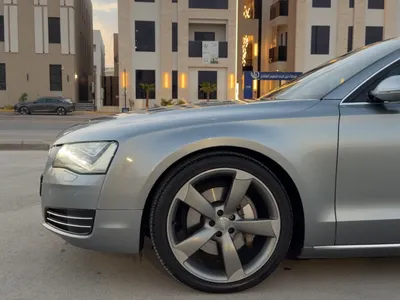 2013 اودي اي 8
