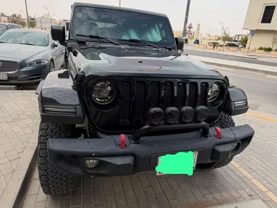 2022 جييب رانجلر صحارى
