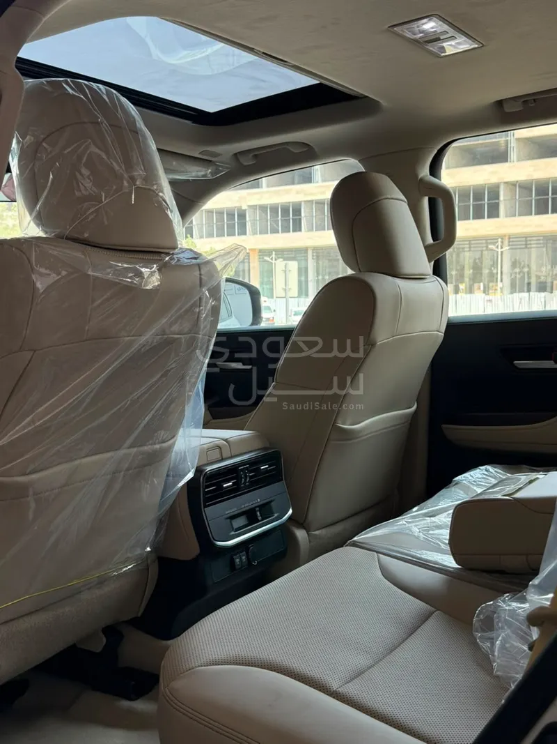 2026 تويوتا لاند كروزر جي اكس ار