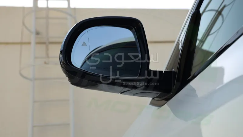 2025 بي ام دبليو الفئة اكس 4 ام كت