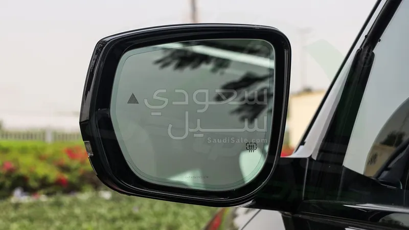 2025 جييب جراند شيروكي ليمتد بلس
