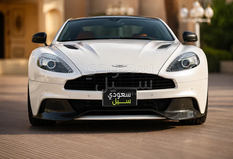 2014 استون مارتن فانكويش