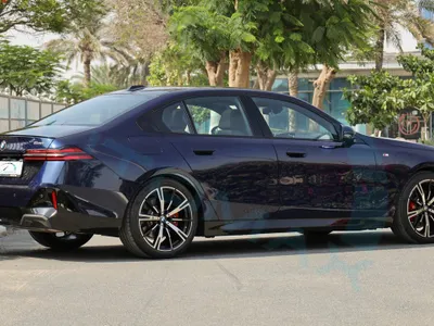 2026 بي ام دبليو الفئة الخامسة 520 أي إم كت