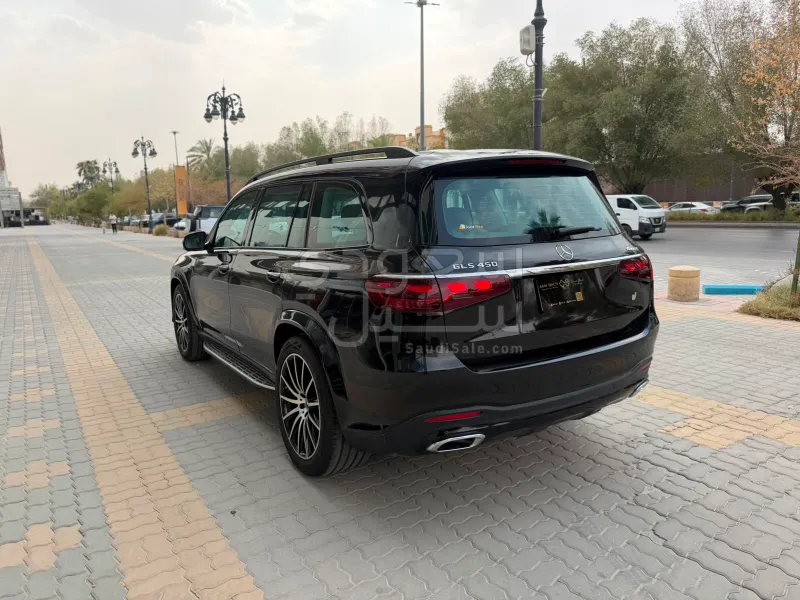 2025 مرسيدس - بنز جي إل إس 450
