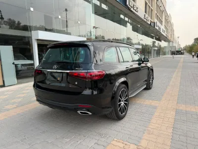 2025 مرسيدس - بنز جي إل إس 450