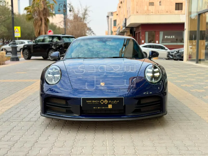 2025 بورش 911 كاريرا