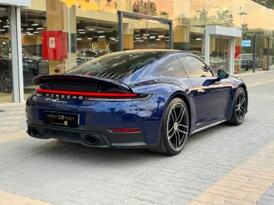 2025 بورش 911 كاريرا