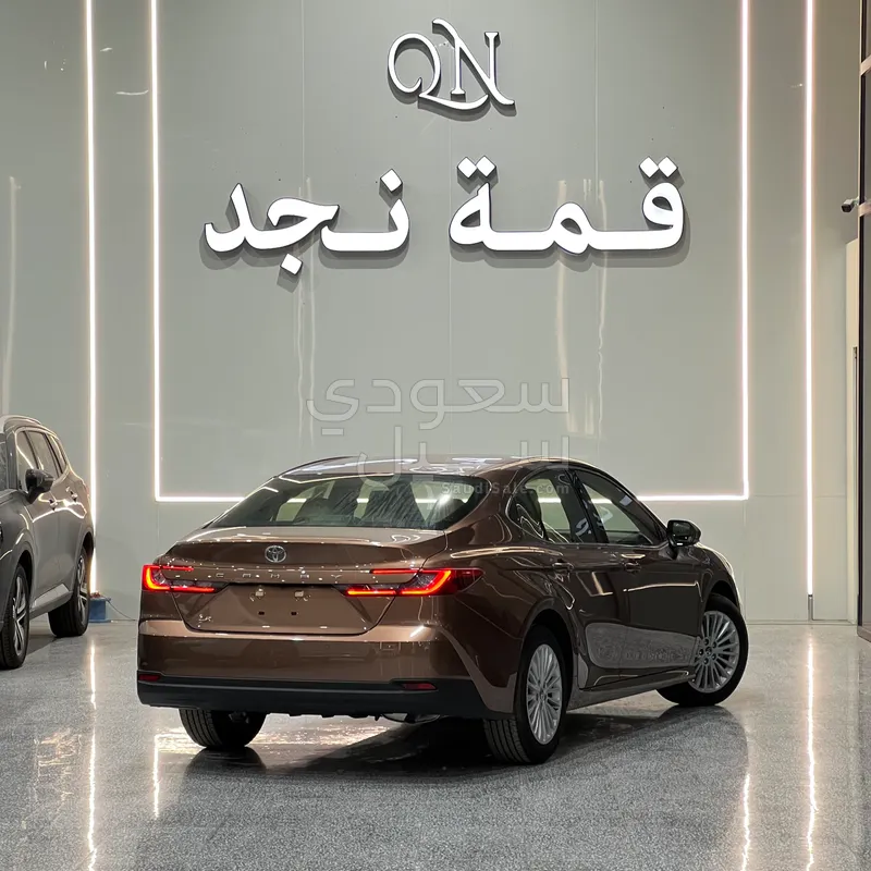 2026 تويوتا كامري ال اي
