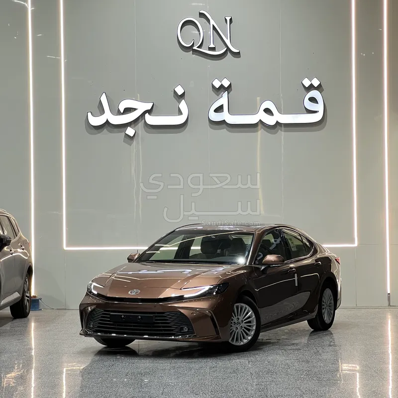 2026 تويوتا كامري ال اي