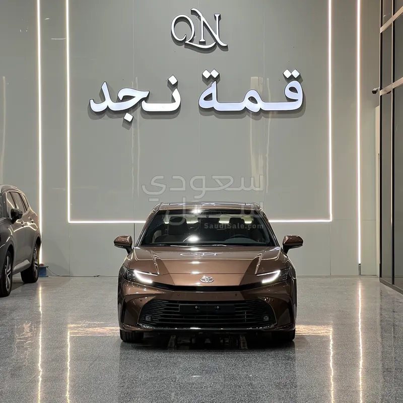 2026 تويوتا كامري ال اي