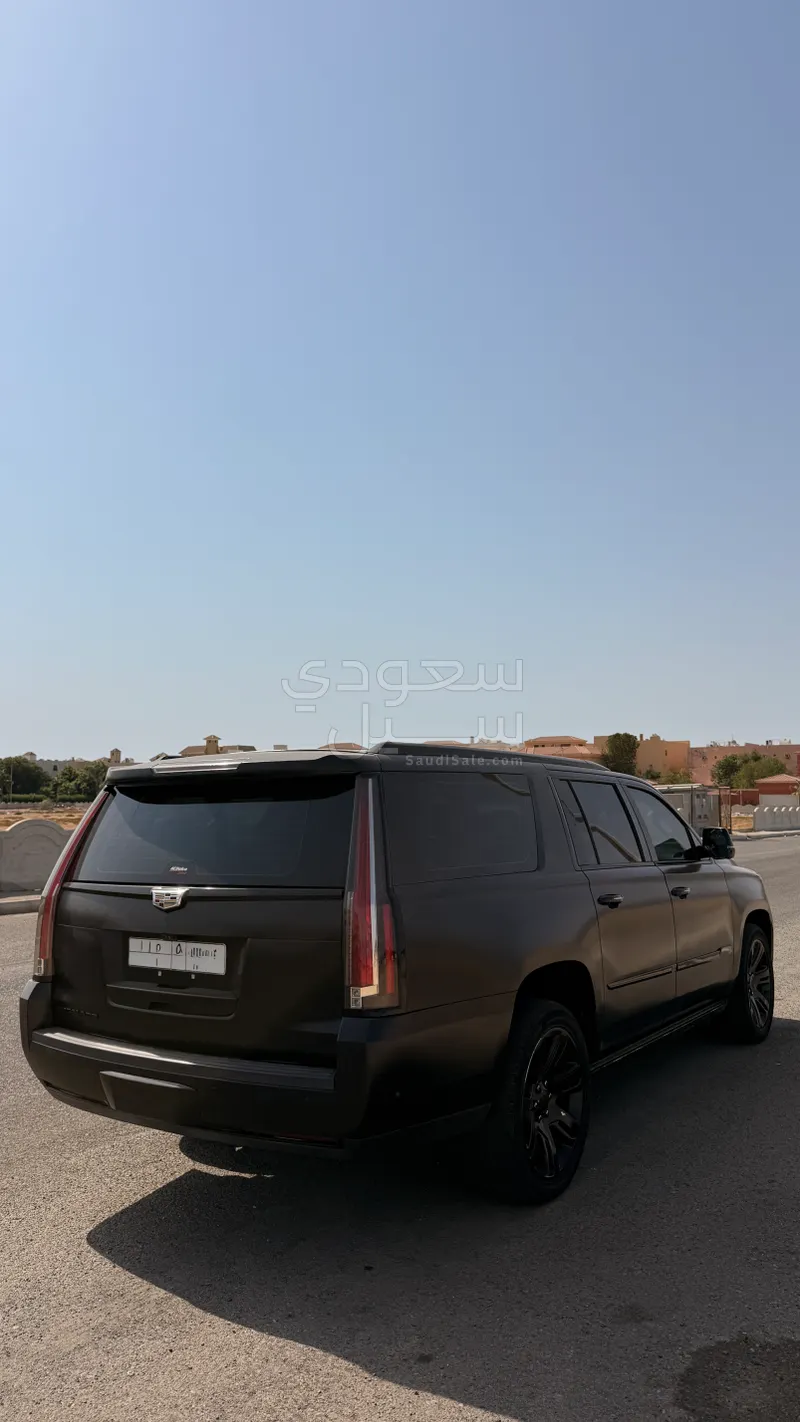 2018 كاديلاك اسكاليد