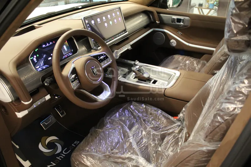 2027 تانك 500