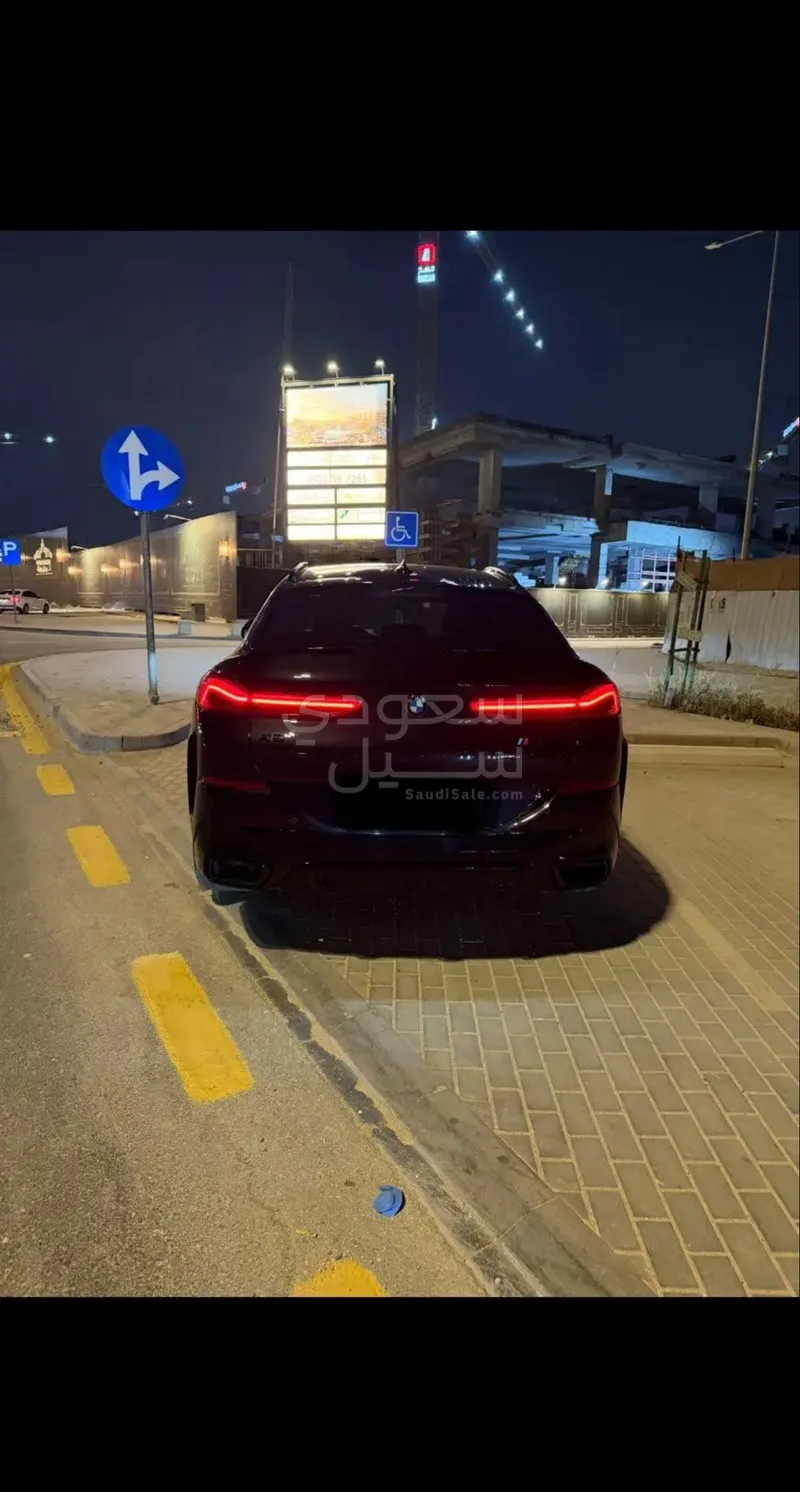 2021 بي ام دبليو الفئة اكس 6 إم 50 أي
