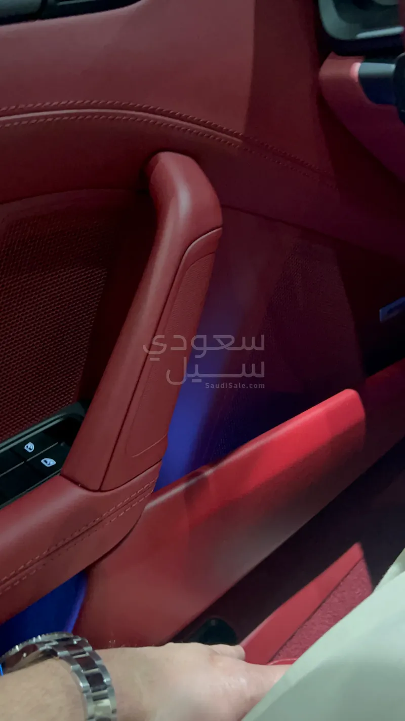 2025 بورش 911 كاريرا جي تي اس