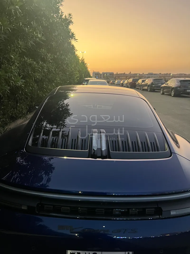 2025 بورش 911 كاريرا جي تي اس