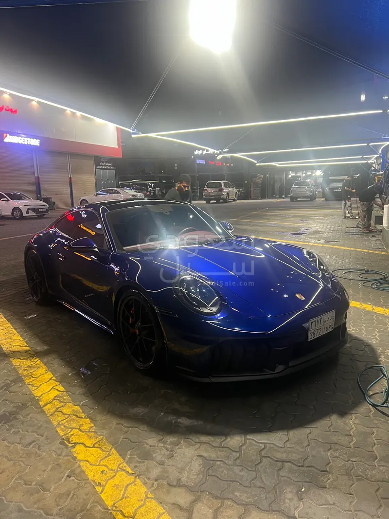 2025 بورش 911 كاريرا جي تي اس
