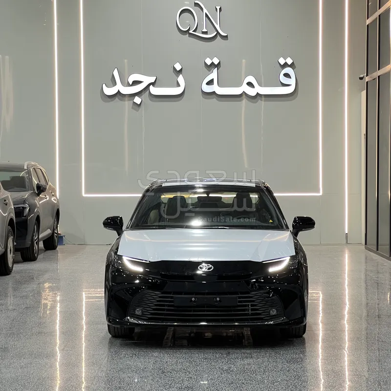2026 تويوتا كامري ال اي