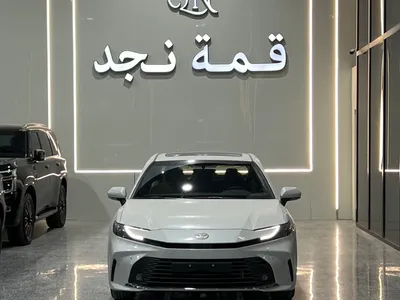 2026 تويوتا كامري ال اي