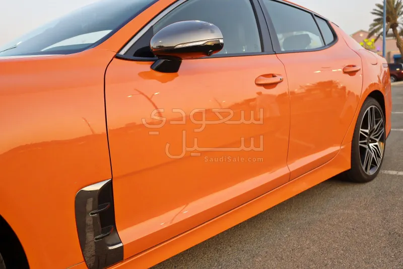 2022 كيا ستينجر جي تي
