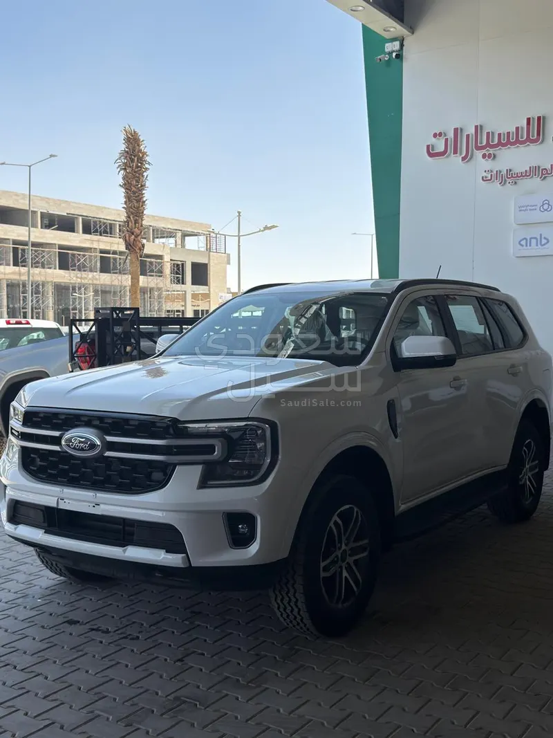 2025 فورد ايفرست