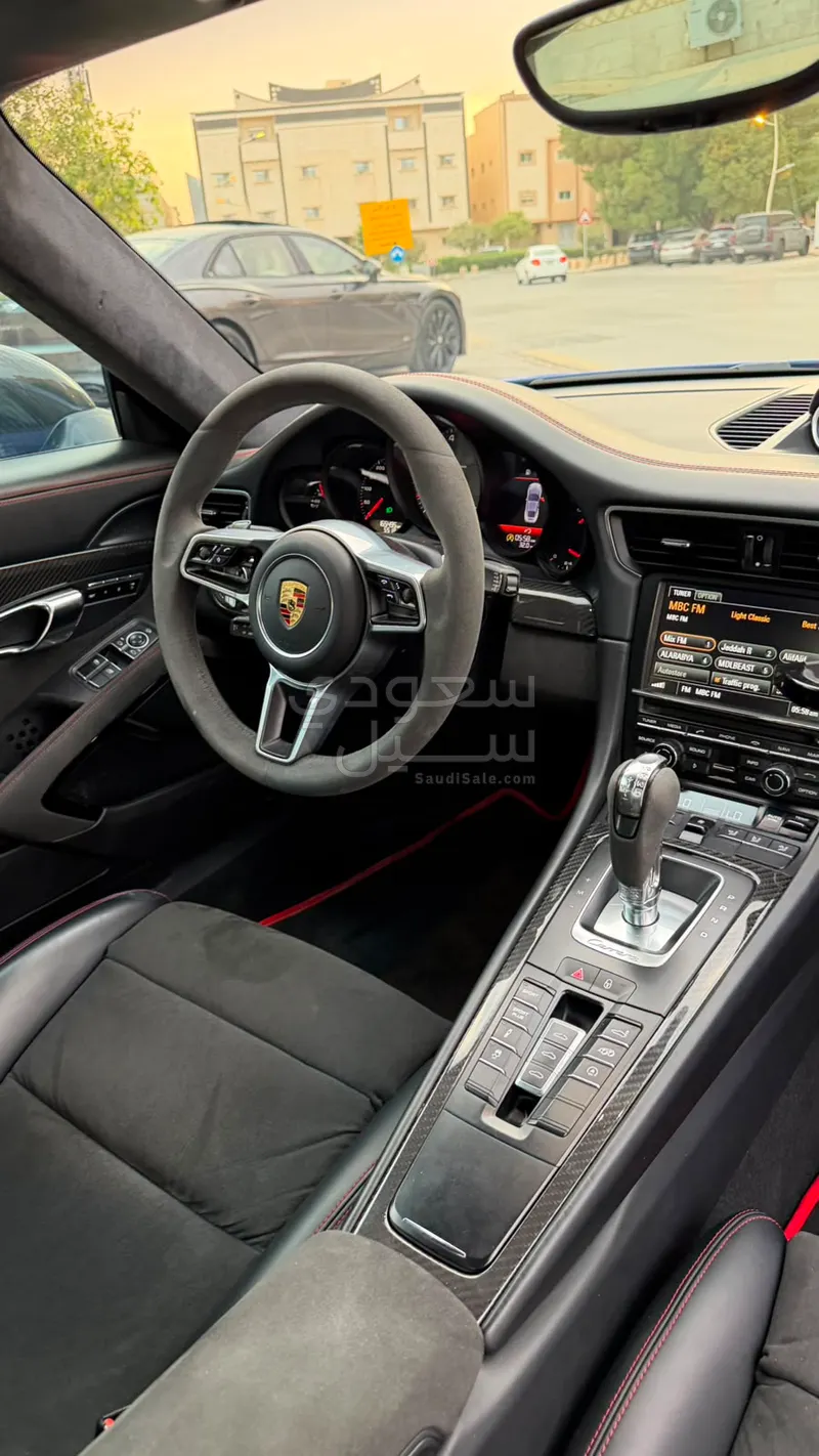 2014 بورش 911 كاريرا