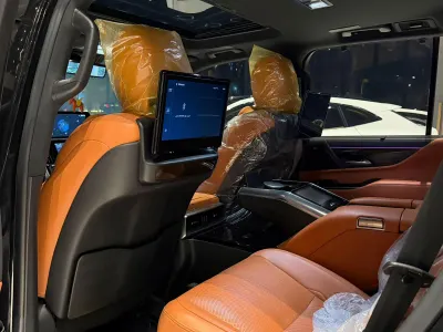 2022 لكزس إل إكس 600 في أي بي