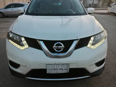 2015 نيسان اكس - ترايل