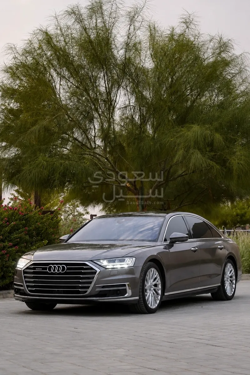 2018 اودي اي 8 ال 55تي اف اس أي