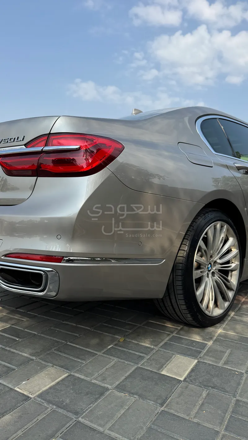 2016 بي ام دبليو الفئة السابعة 750 إل أي