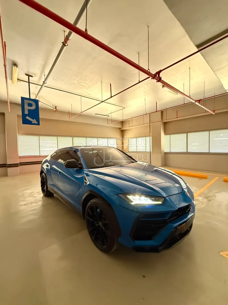 2022 لمبرجيني اوروس