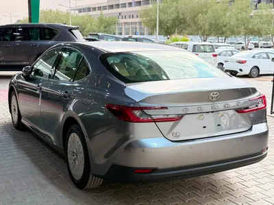 2026 تويوتا كامري ال اي
