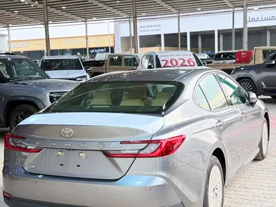 2026 تويوتا كامري ال اي