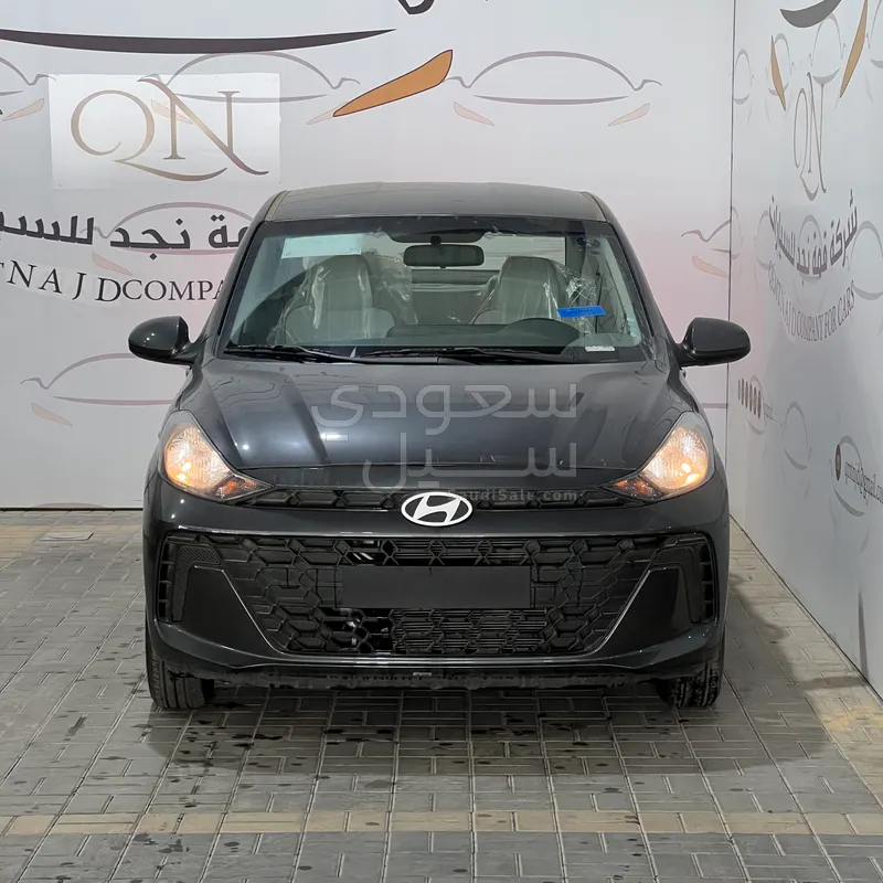 2025 هيونداي اي 10